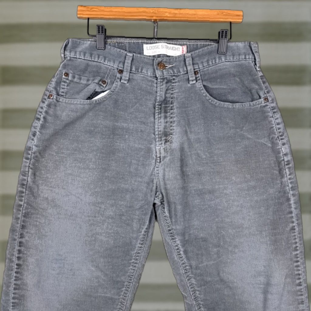 Levi’s 569 Jeans Men 32x32 Grey Corduroy Relaxed Straight Fit 569 Jeans Men 32x32 Ivory Cotton Corduroy Logo Denim Regular Inseam 31