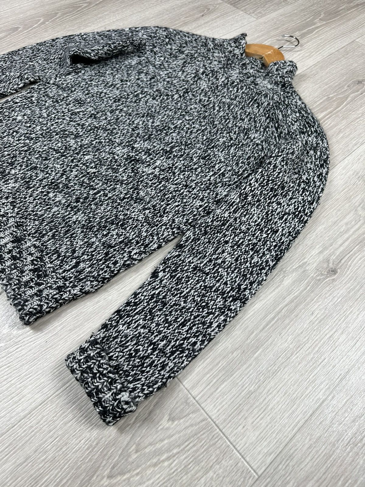 Hugo Boss × Vintage Vintage Hugo Boss Wool Sweater Large Knit Size S Size US S / EU 44-46 / 1 - 4 Thumbnail