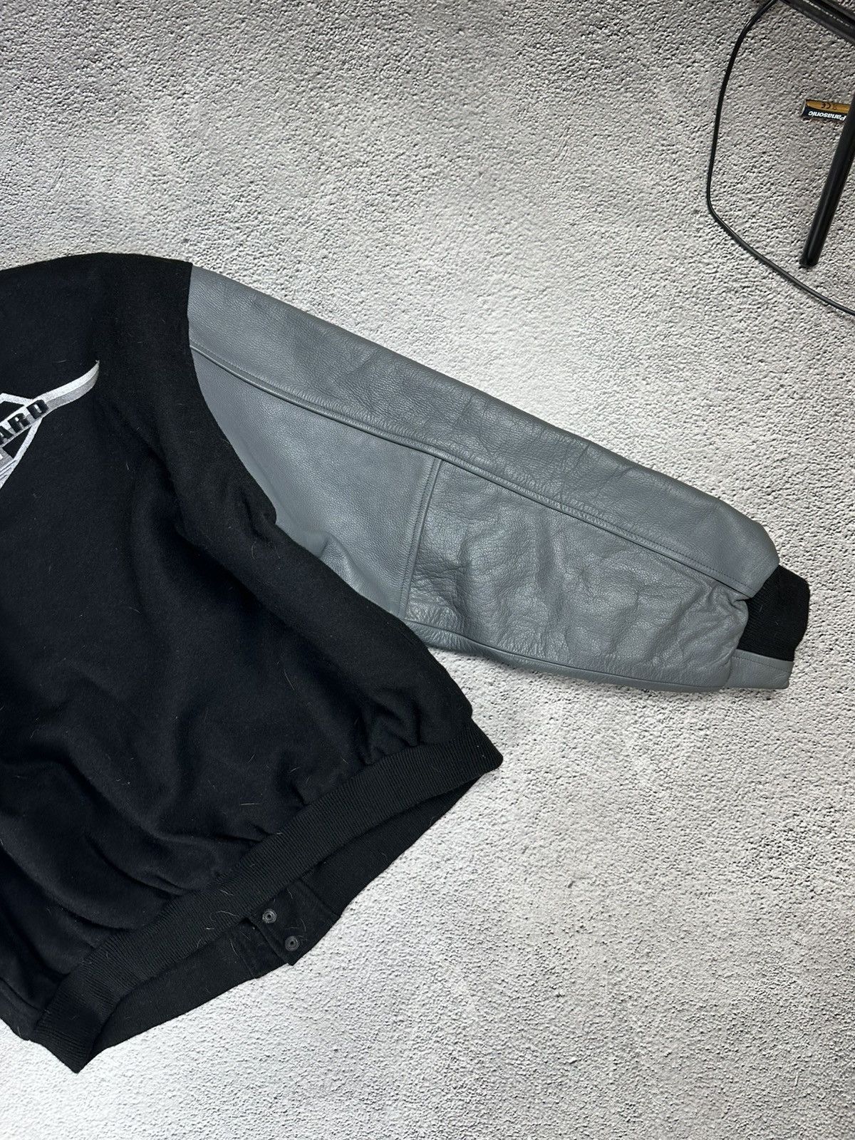 Other Suzuki Boulevard Varsity Wool Jacket Leather Sleeves Bombers Size US L / EU 52-54 / 3 - 12 Thumbnail