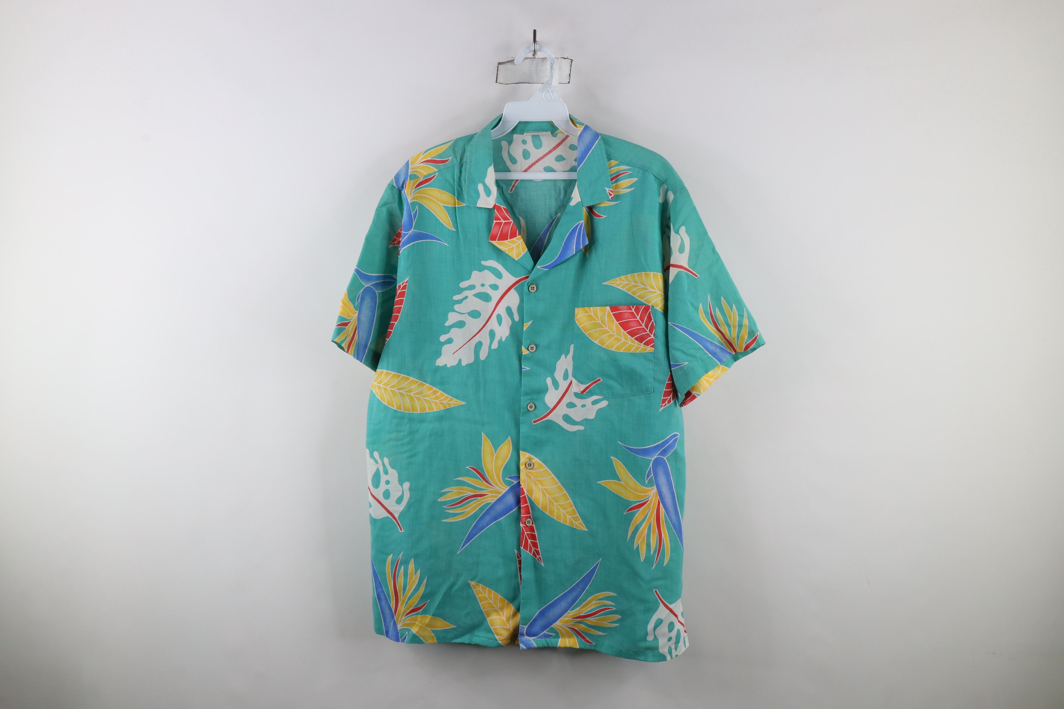 Vintage Vintage 70s Streetwear Camp Collar Hawaiian Button Shirt USA Size US M / EU 48-50 / 2 - 1 Thumbnail