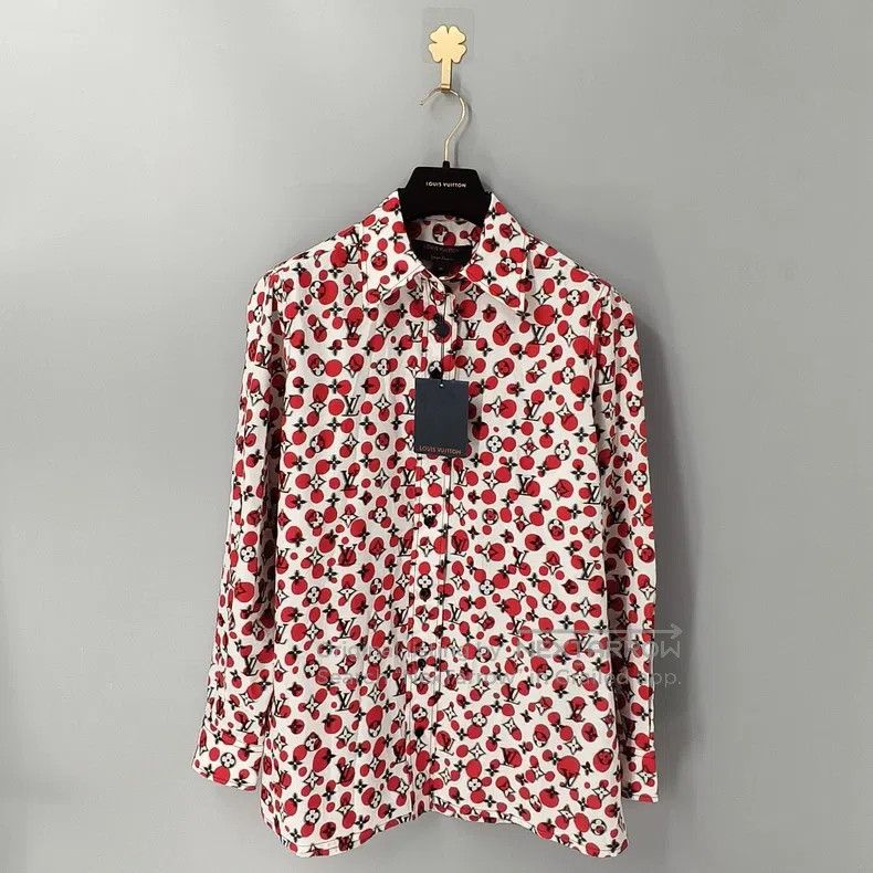 Louis Vuitton Louis Vuitton Kusama Polka Dot Logo Full Lapel Long Sleeve Size XS / US 0-2 / IT 36-38 - 1 Thumbnail