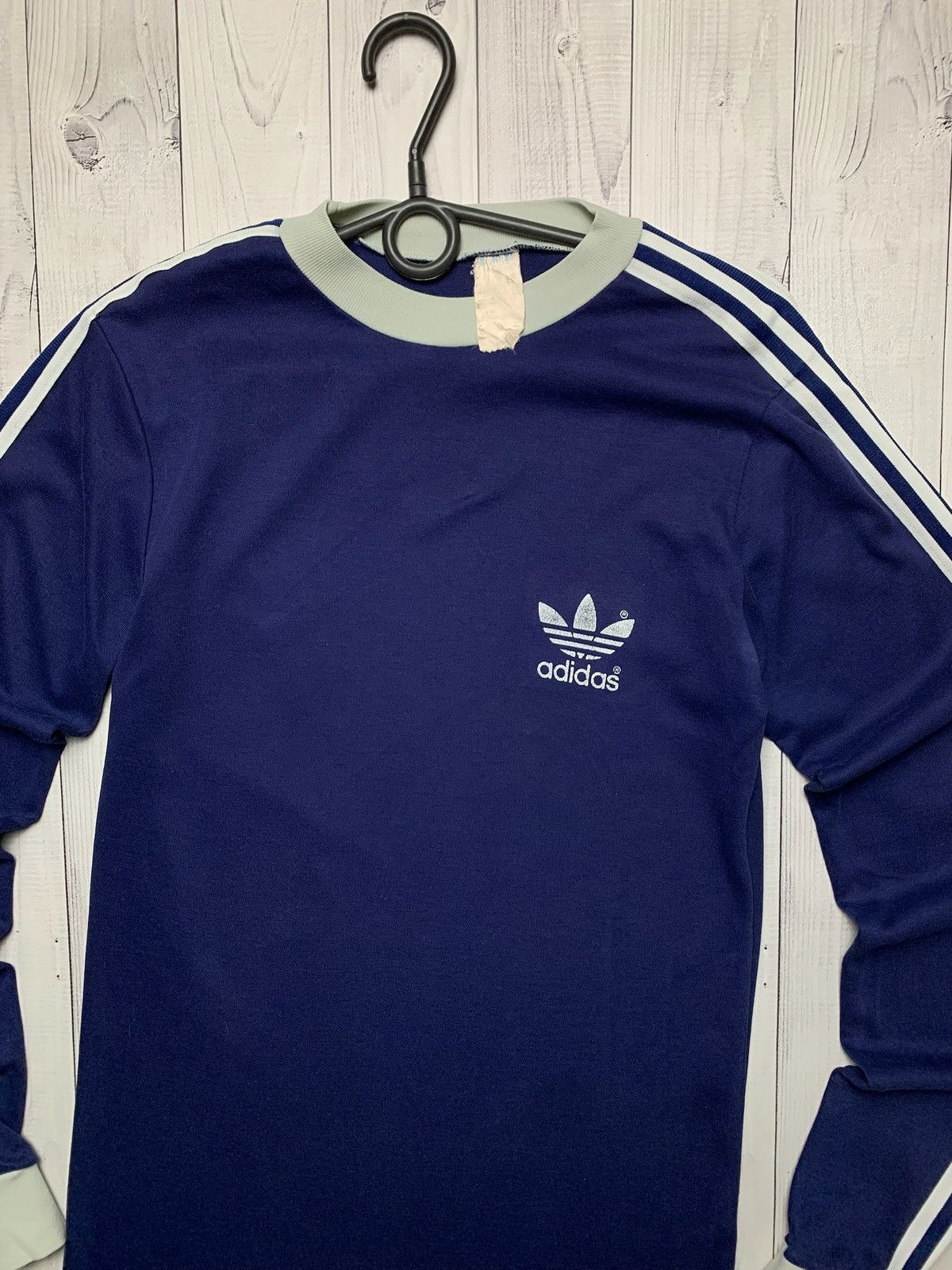 Adidas × Vintage Vintage adidas originals retro jersey size M Size US M / EU 48-50 / 2 - 2 Thumbnail