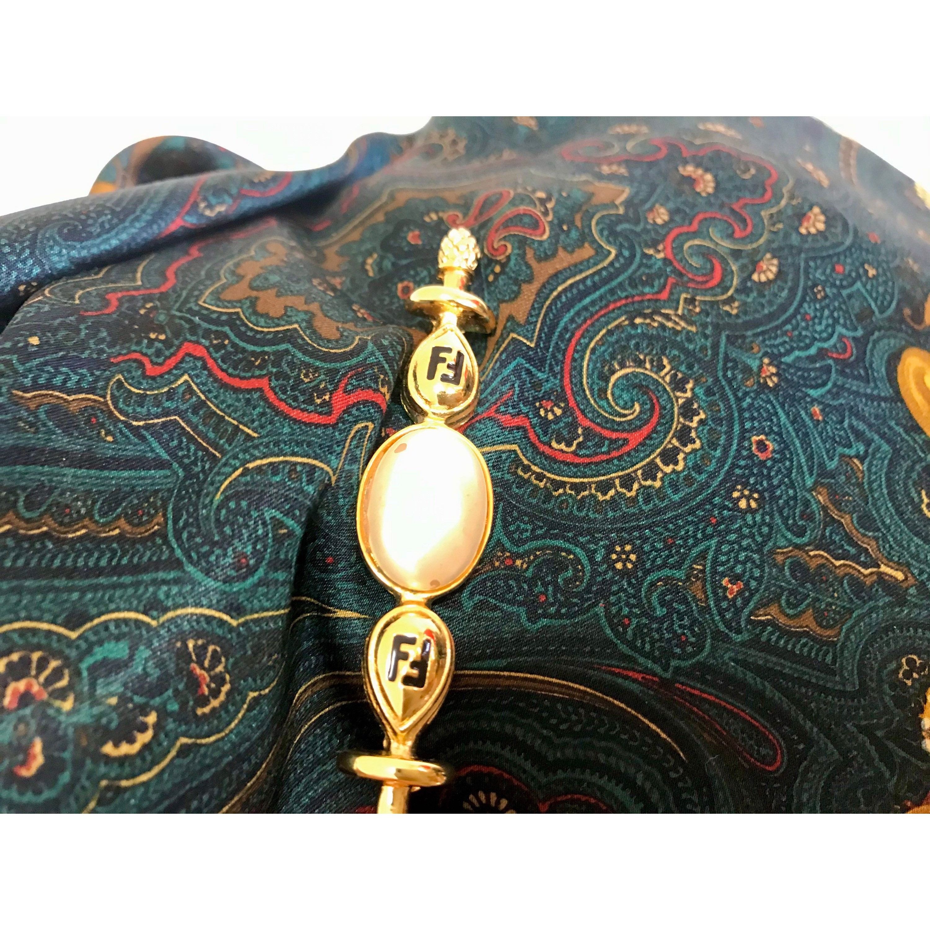 Fendi Vintage FENDI gold tone hat pin with white oval faux pearl Size ONE SIZE - 9 Thumbnail