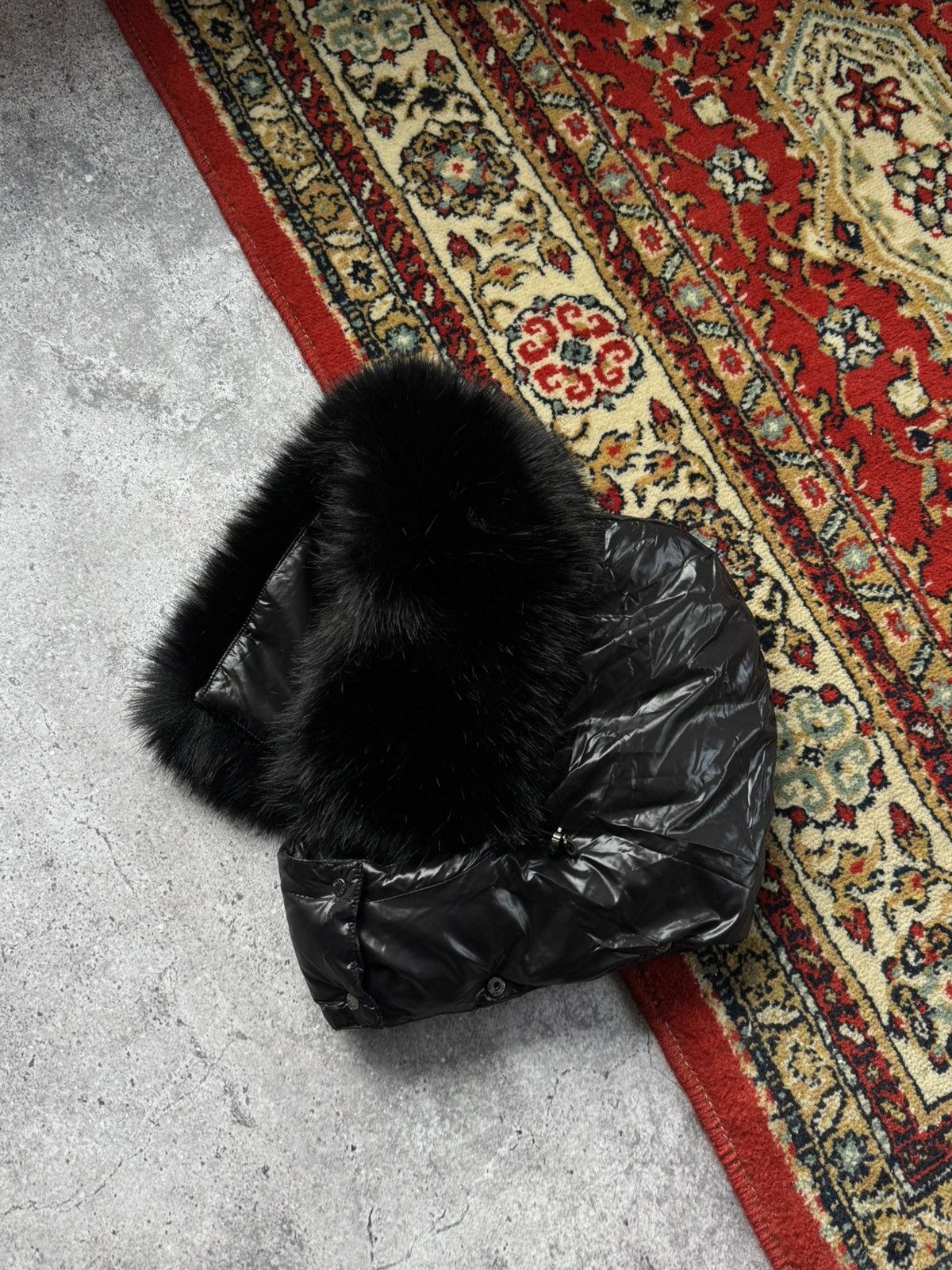 Moncler Moncler fur hood black puffer Size ONE SIZE - 1 Thumbnail
