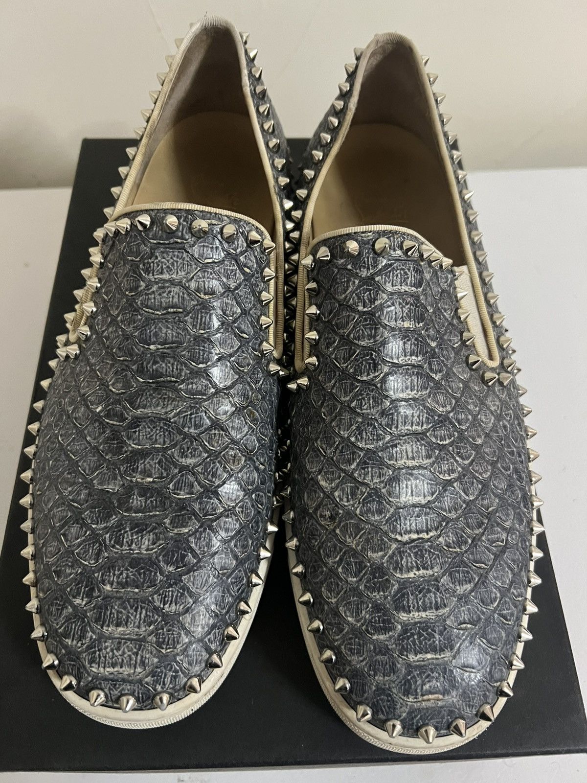 Christian Louboutin Christian Louboutin Red bottoms Size US 11.5 / EU 44-45 - 4 Thumbnail