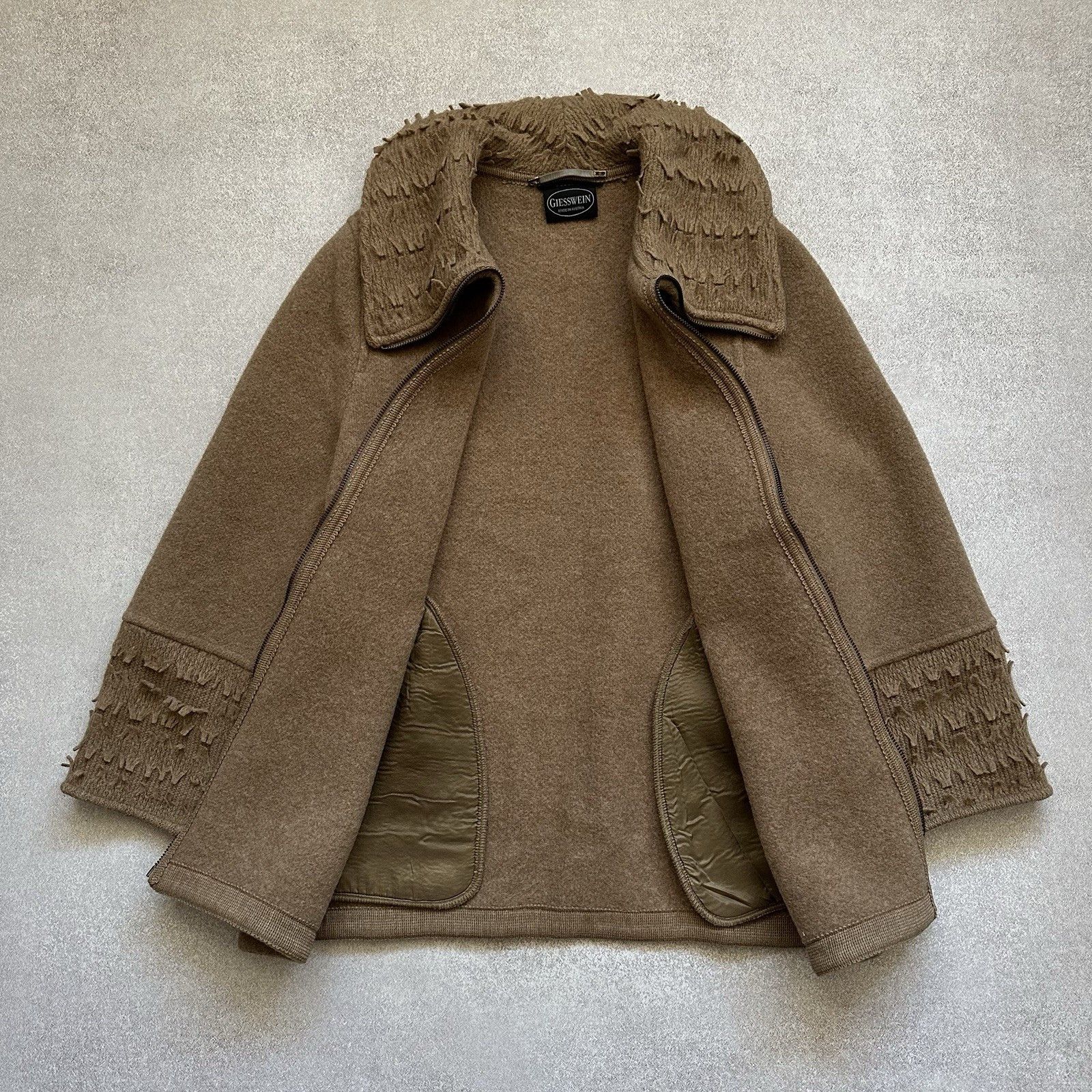 GIESSWEIN Vintage Giesswein Austria Coat Jacket Womens Beige Lana Wool Size S / US 4 / IT 40 - 6 Thumbnail