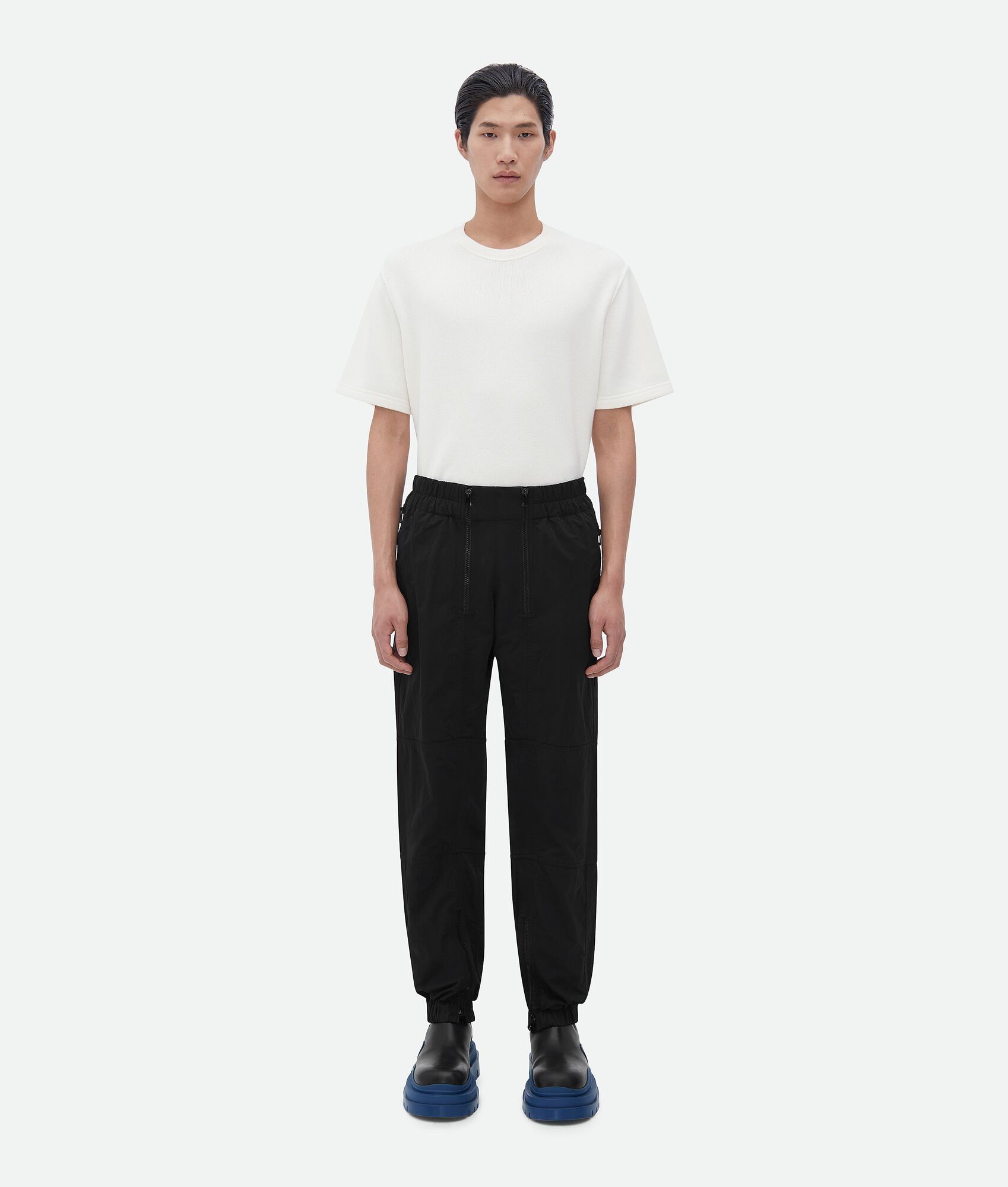 Bottega Veneta o1n1vont1224 Zipped Nylon Pants in Black Size US 34 / EU 50 - 1 Thumbnail