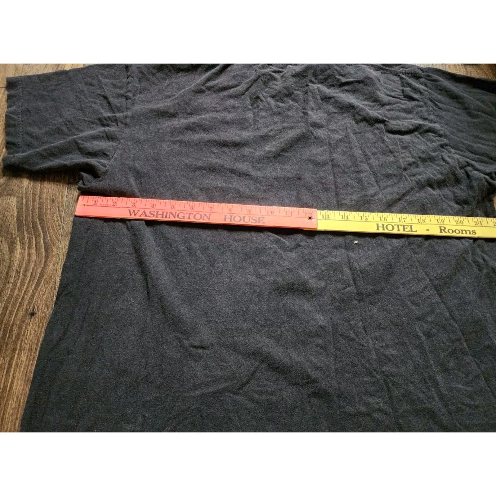 Bravado Red Hot Chili Peppers Mens Rock Band Tee Graphic Print T Shirt Black XL Size US XL / EU 56 / 4 - 3 Thumbnail