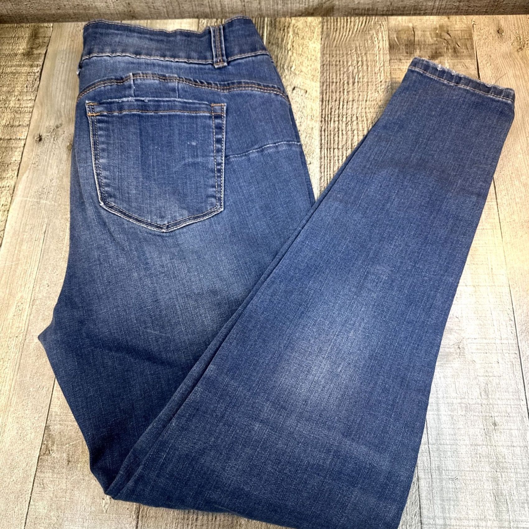 Vintage VINTAGE Women’s Waxed Jeans Size 13 X 31 Blue Distressed Skinny Jeans Women 13 Blue Distressed Wax Jean Jeans Size 34" / US 12 / IT 48 - 5 Thumbnail