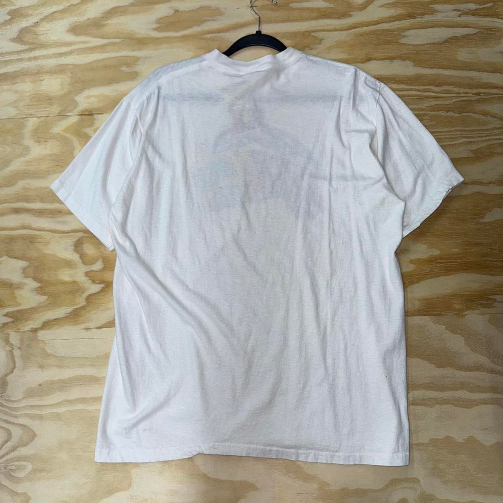 Vintage Vintage y2k 1980s super dons retro style white t-shirt Size US L / EU 52-54 / 3 - 2 Thumbnail