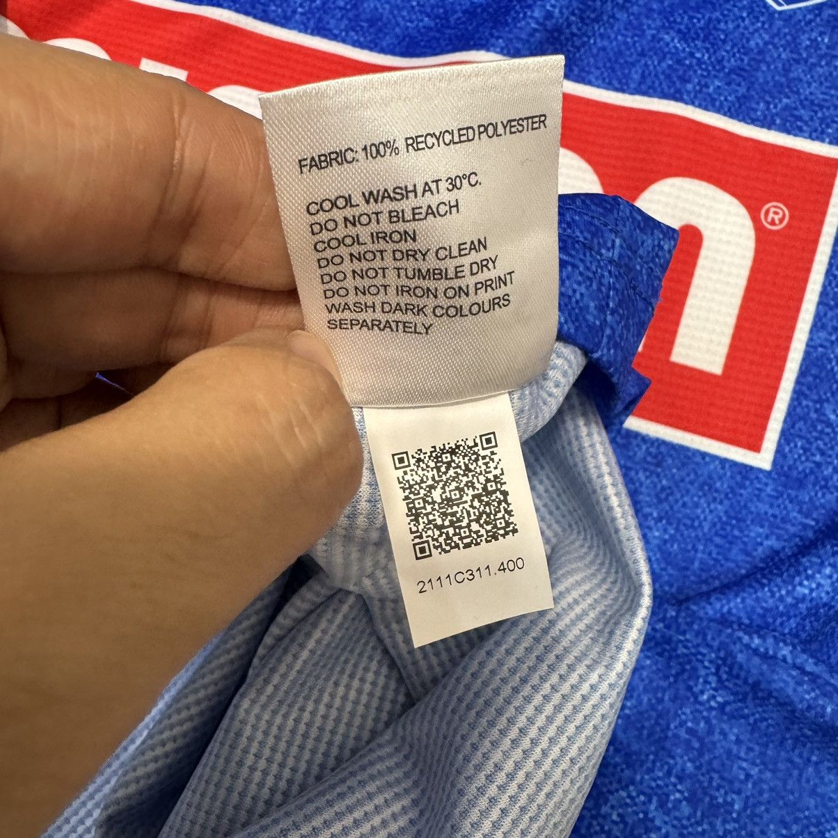 Asics Western Bulldogs Asics 2026 Training jersey Size US XL / EU 56 / 4 - 8 Thumbnail