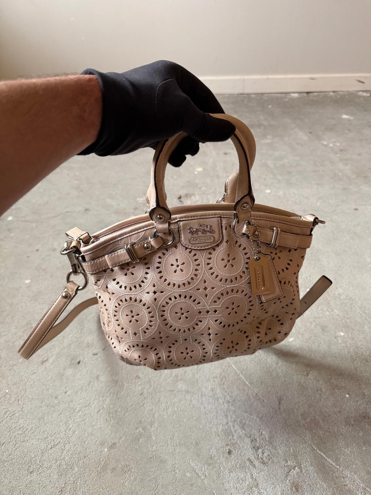Coach Coach 2Way Madison Shoulder Bag Beige Size ONE SIZE - 5 Thumbnail
