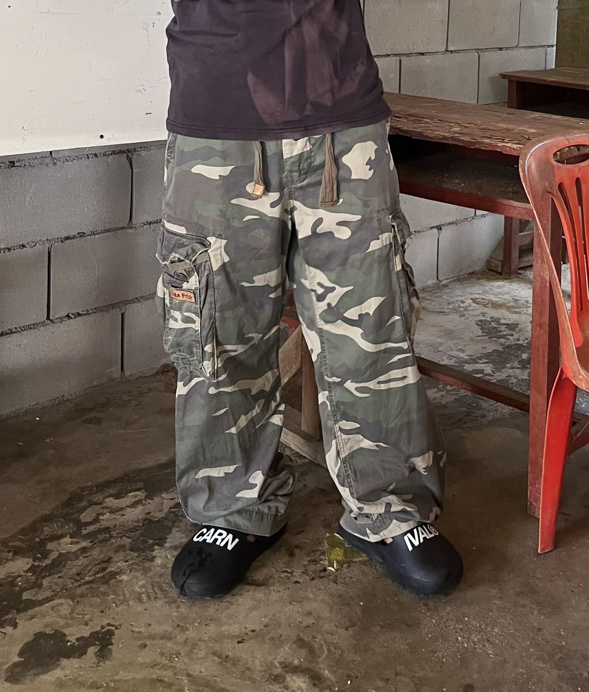 Abercrombie & Fitch × Vintage Ezra Fitch camo baggy cargo pants