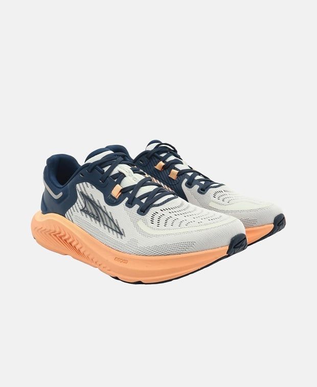Altra Paradigm 7 Running Shoes in White, Women's (Size 10.5)