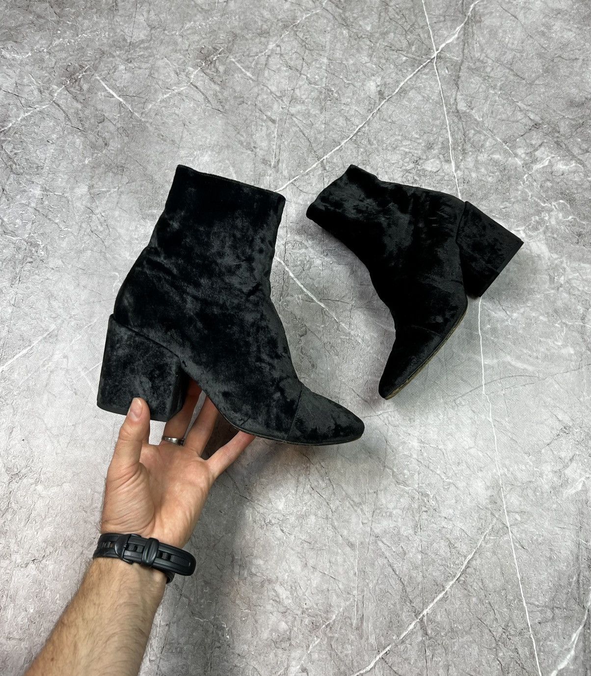 Dries Van Noten DRIES VAN NOTEN Black With Floral Pattern Ankle Boot Size 39 Size US 9 / IT 39 - 2 Thumbnail