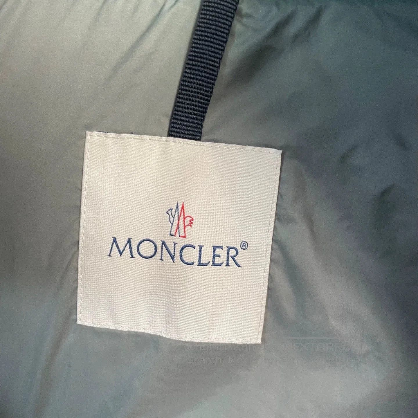 Moncler moncler hooded puffer jacket with pockets. Size US M / EU 48-50 / 2 - 3 Thumbnail