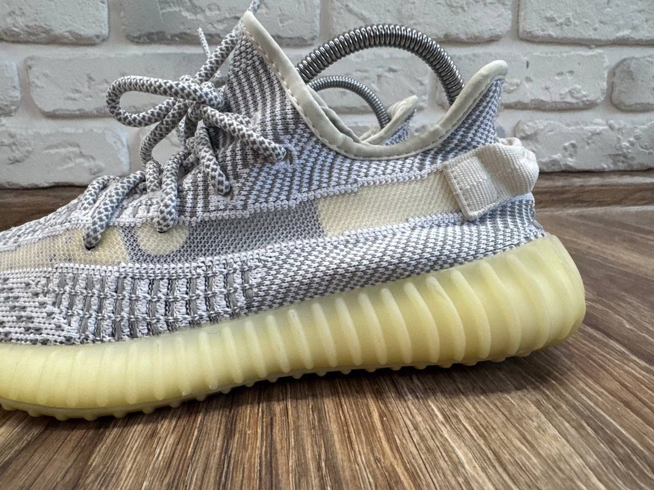 Adidas ADIDAS YEEZY BOOST 350 V2 STATIC REFLECTIVE Size US 5.5 / EU 38 - 2 Thumbnail