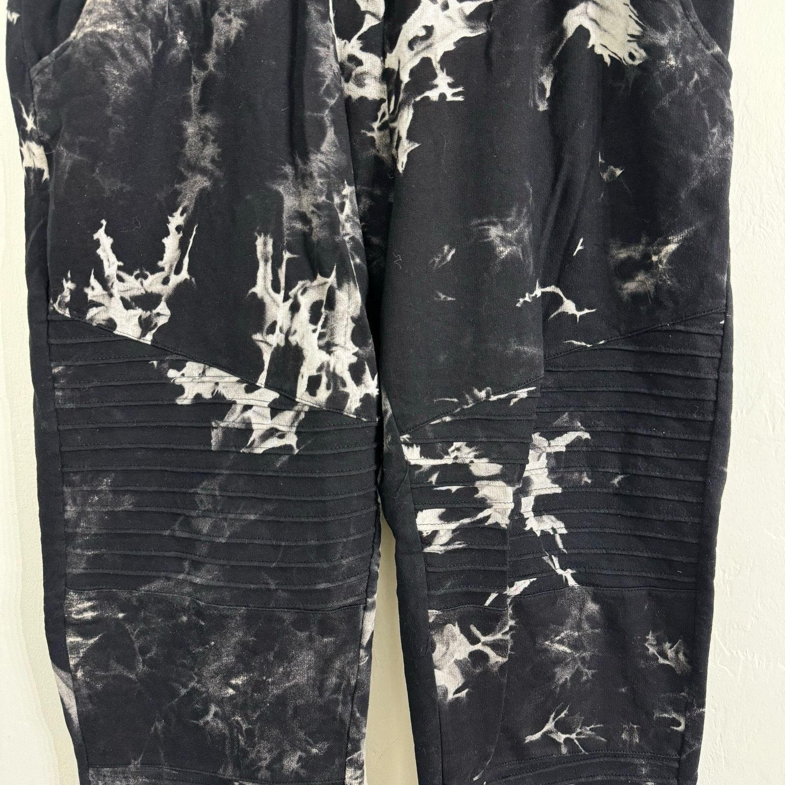 Other Posh Kiddos Adult Joggers Black Tie Dye Size Large New Size US 34 / EU 50 - 2 Thumbnail