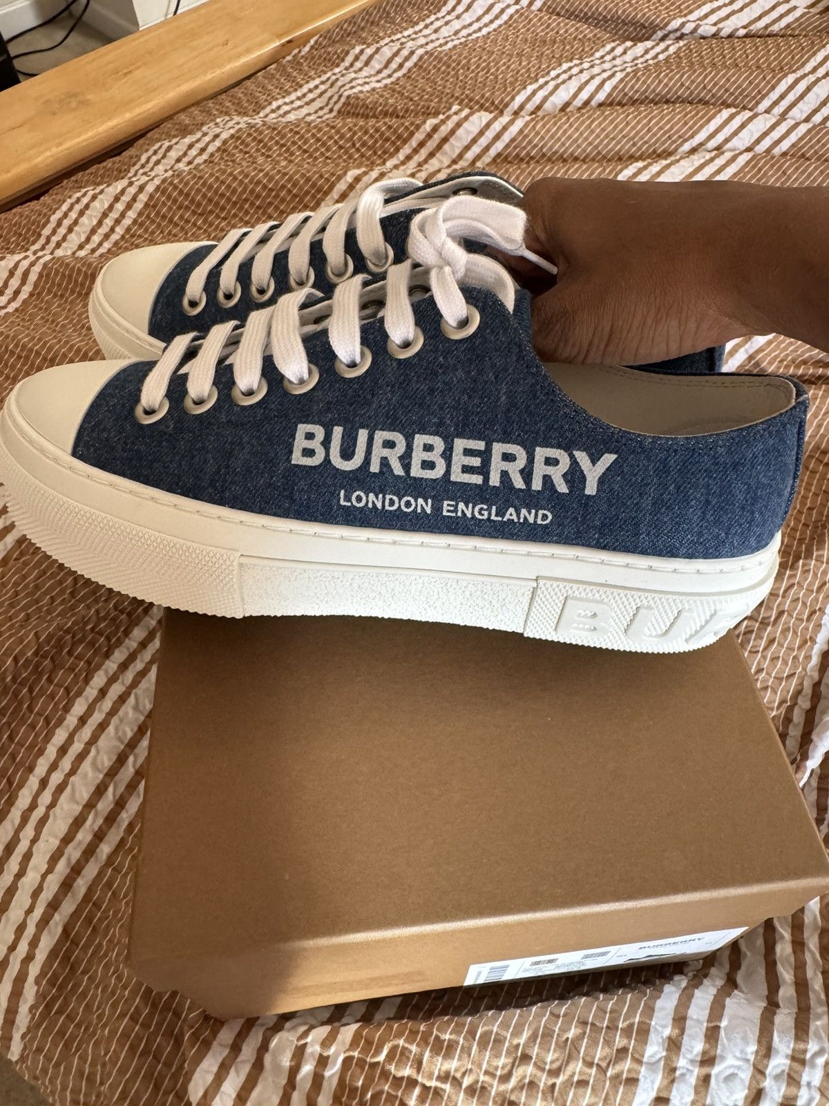 Burberry Burberry Size US 9 / IT 39 - 1 Thumbnail