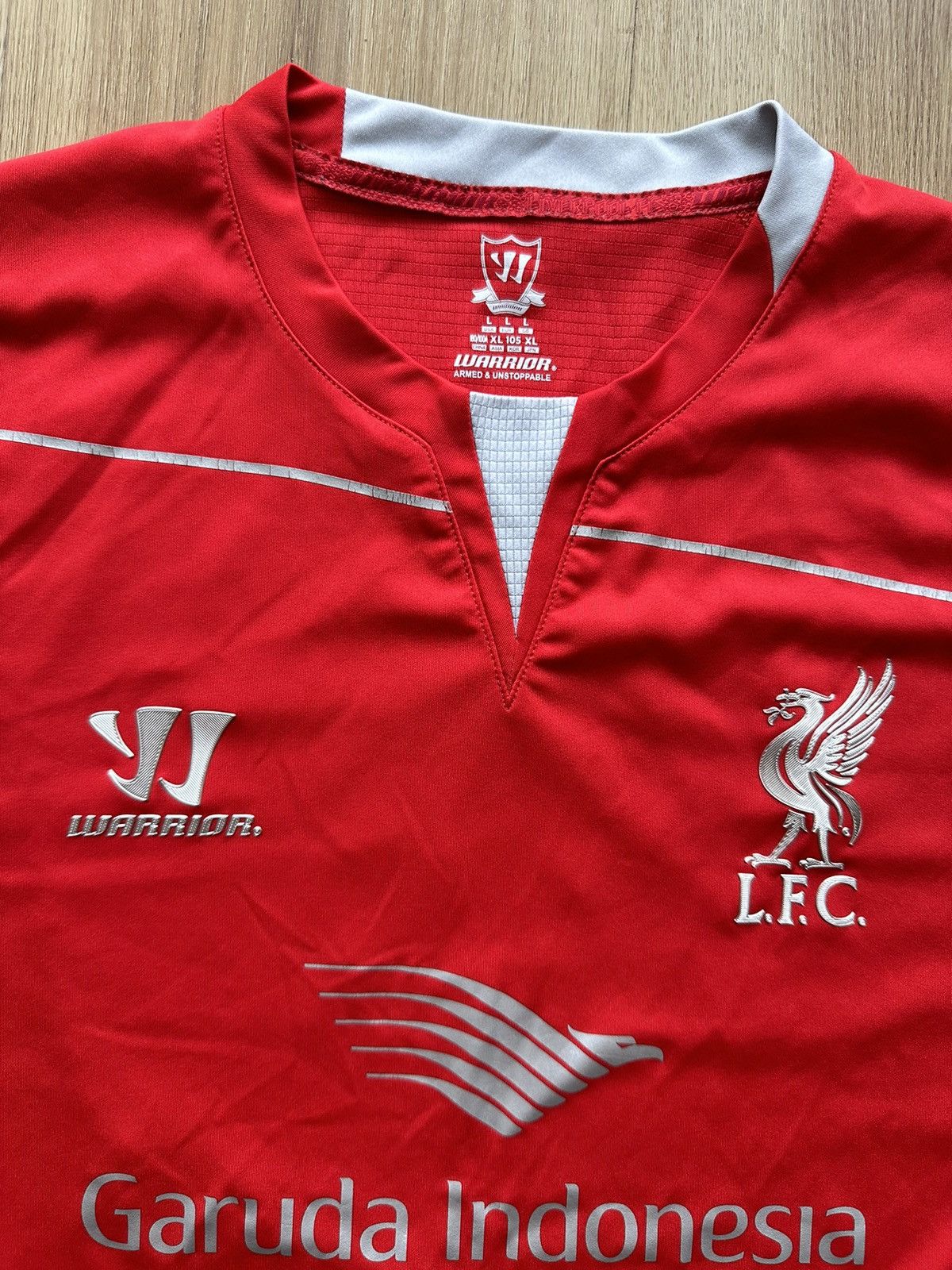 Warrior Liverpool Warrior red training jersey soccer football Size US L / EU 52-54 / 3 - 12 Thumbnail