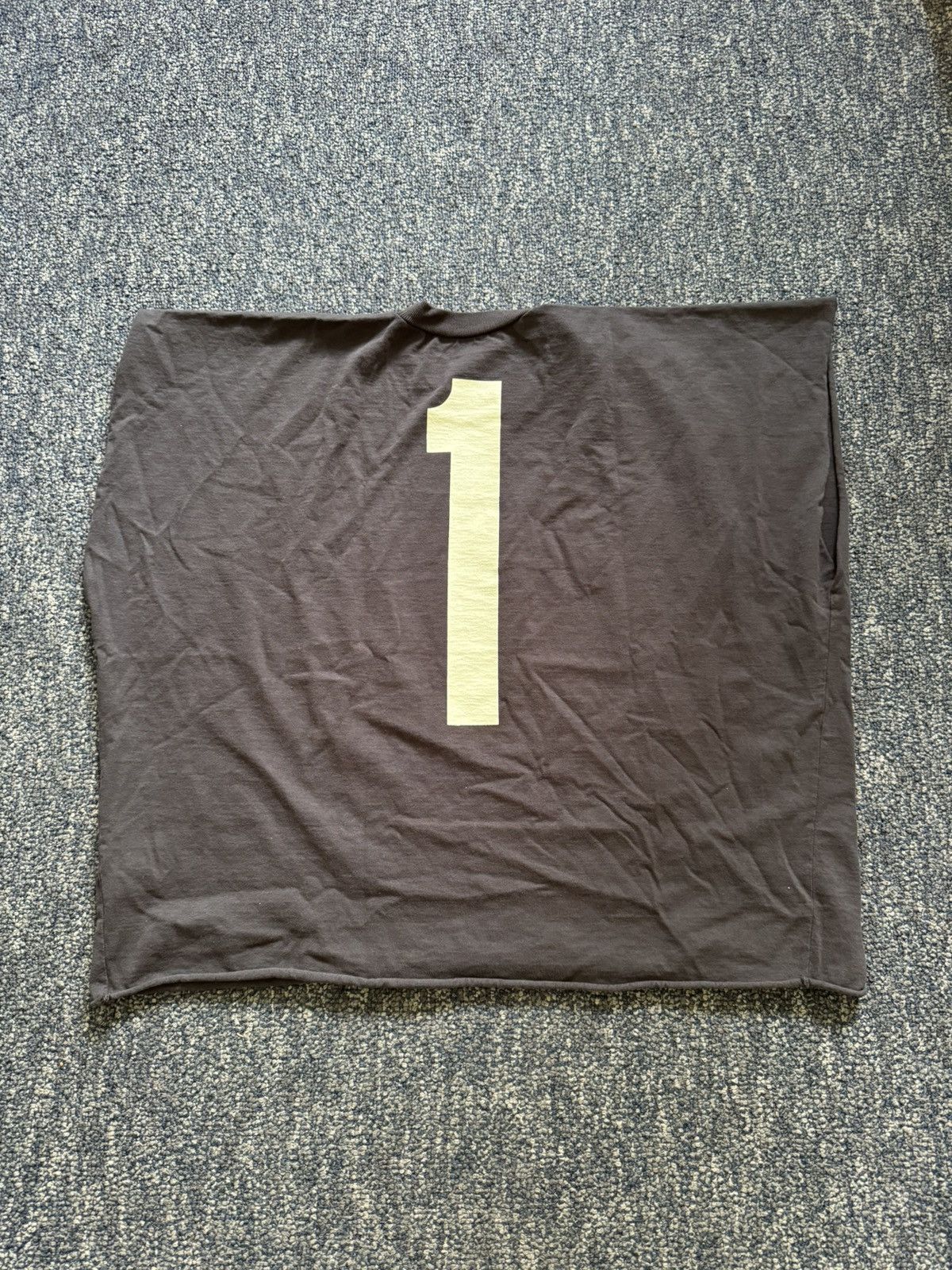 Yeezy YZY One Box Tee Black Size US M / EU 48-50 / 2 - 1 Thumbnail