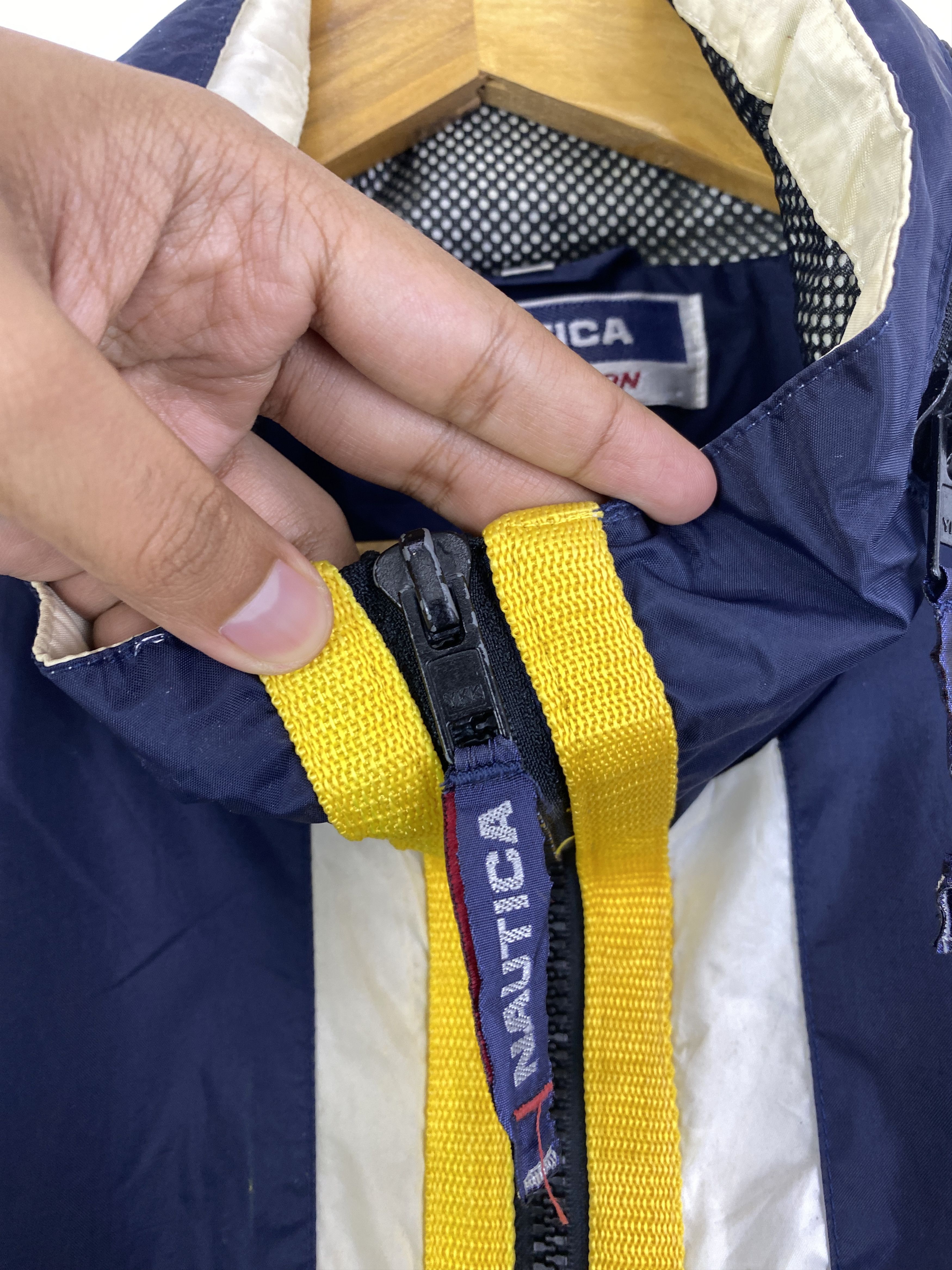 Nautica Vintage Nautica Zipper Pocket Light Jacket J0105 Size US M / EU 48-50 / 2 - 6 Thumbnail