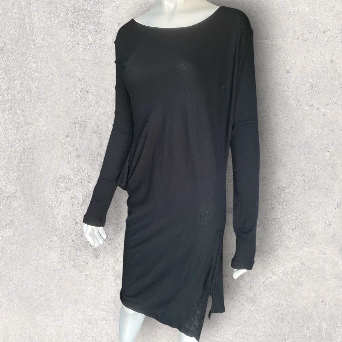 Yohji Yamamoto SS24 Asymmetric Long T Shirt Size M / US 6-8 / IT 42-44 - 2 Thumbnail