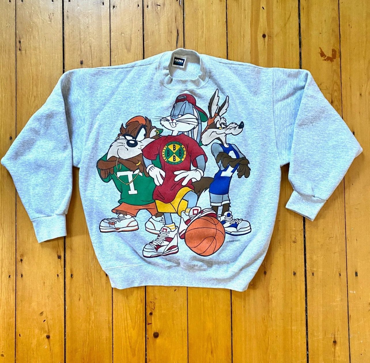 image of Vintage Looney Tunes Sweatshirt in Grey, Men's (Size XL)