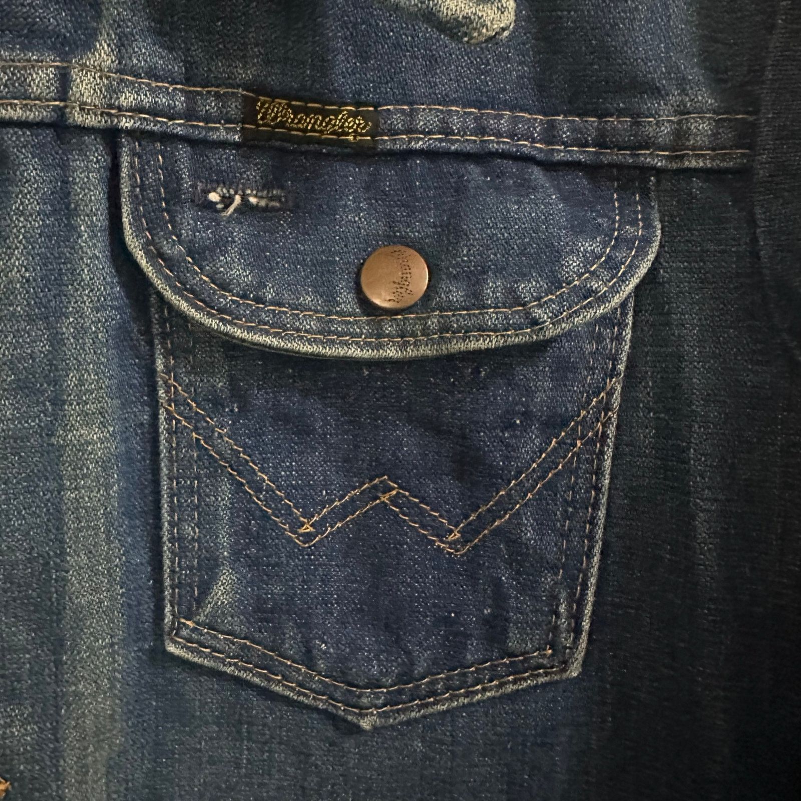 Wrangler RARE Vintage Wrangler 60s 70s Distressed Denim Jacket sz 36 Size US S / EU 44-46 / 1 - 6 Thumbnail