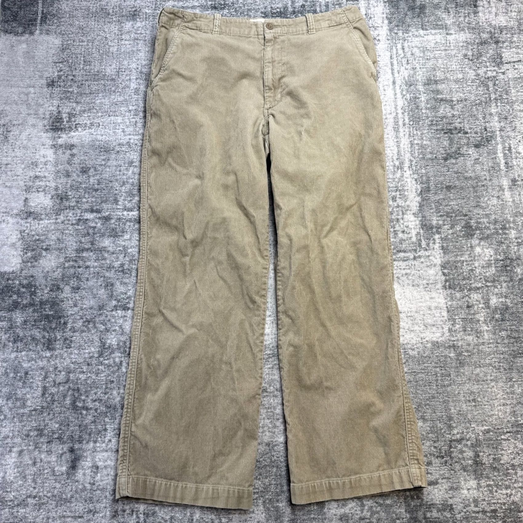 Gap VINTAGE Gap Corduroy Pants Mens 34x30 Beige Relaxed Straight 30in Inseam Casual Chino Pants Mens Size US 34 / EU 50 - 2 Thumbnail