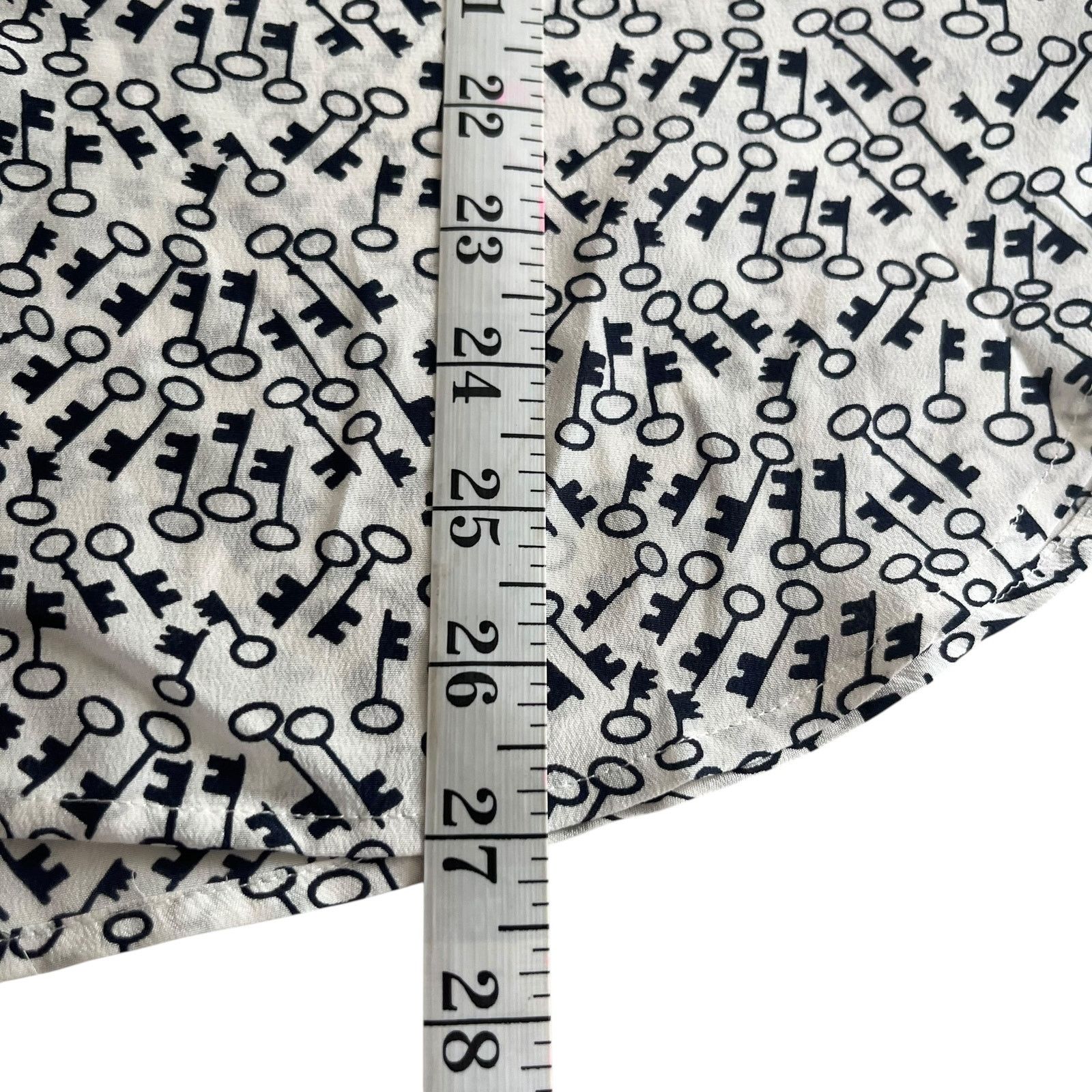 J.Crew J.Crew Women’s White Silk Button-Up Shirt – Black Key Print Size XS / US 0-2 / IT 36-38 - 8 Thumbnail