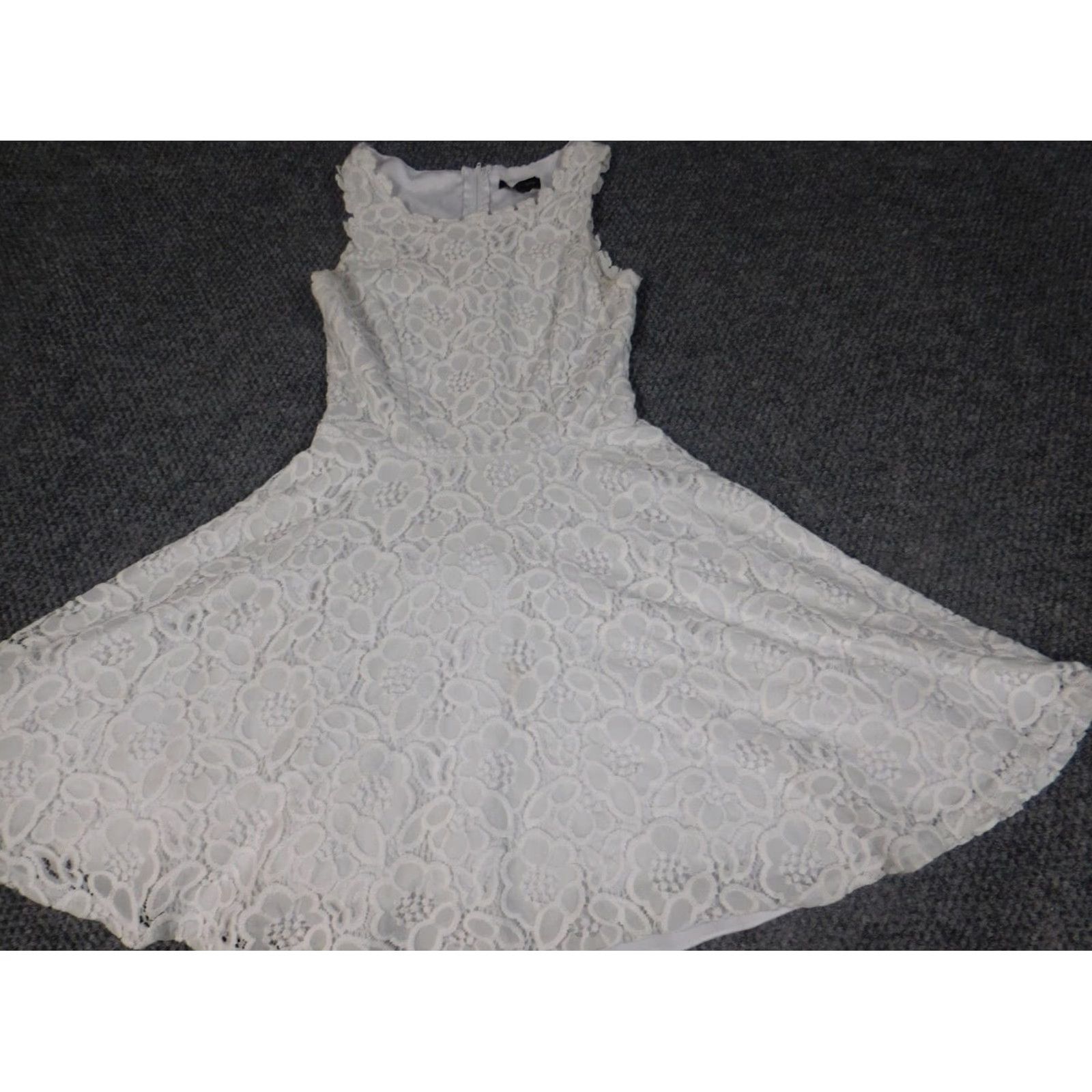 Vintage Jodi Kristopher Dress Womens 0 White A-Line Floral Lined Knee Length Sleeveless Scoop Neck Pullover Raglan Sleeve Buttonless (Good Condition) Size XS / US 0-2 / IT 36-38 - 3 Thumbnail
