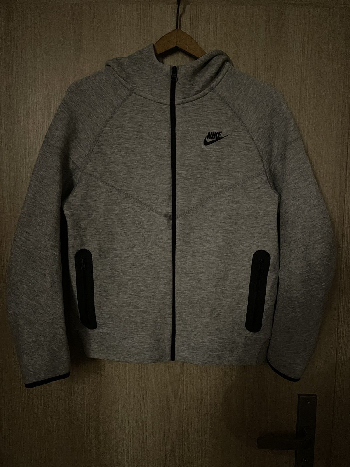 Nike Jacket Nike Tech Fleece Grej Size US XS / EU 42 / 0 - 1 Thumbnail