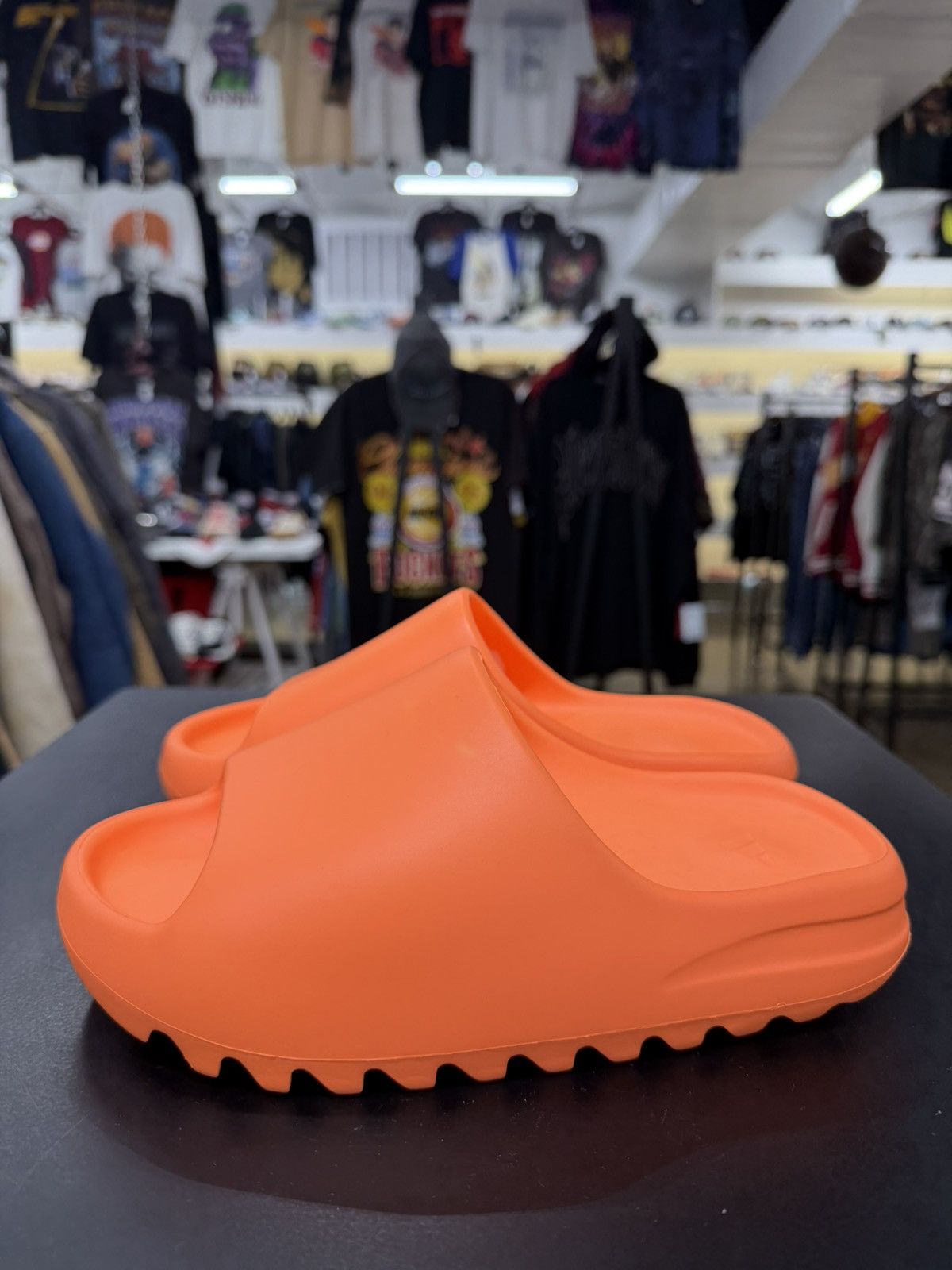 Adidas Adidas Yeezy Slide Enflame Oranges Size 5 (2021) Size US 5 / EU 37 - 7 Thumbnail