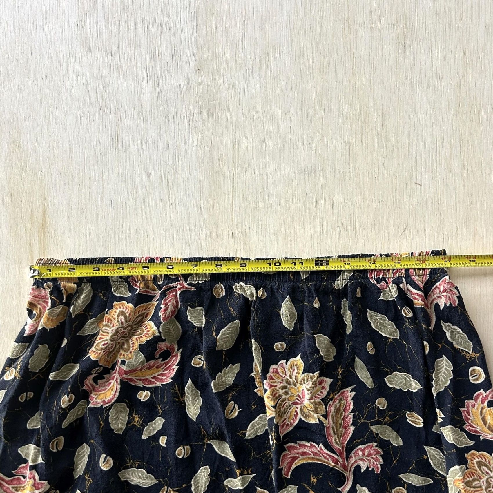 Vintage VINTAGE? No. My Pieces Woman Skirt Womens Large Navy Floral A-Line Midi Elastic Waist Casual Size 36" / US 14 / IT 50 - 3 Thumbnail
