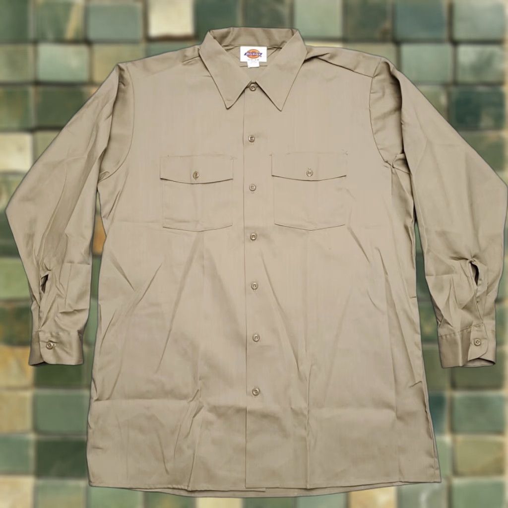 Dickies VINTAGE Dickies Shirt Mens L Beige Khaki Woven Long Sleeve Button-Up 16.5 Made in USA Workwear Casual/Outdoor Men's Shirts Size US L / EU 52-54 / 3 - 1 Thumbnail