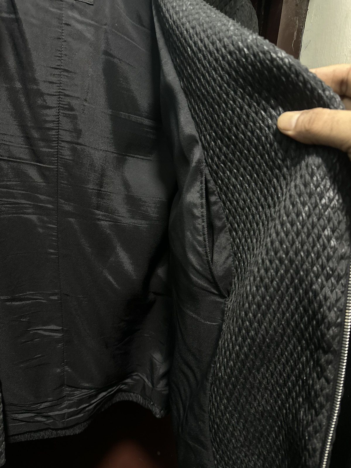 Emporio Armani E A bikers jacket handcrafted in italy , rare to found ,, Size US L / EU 52-54 / 3 - 4 Thumbnail