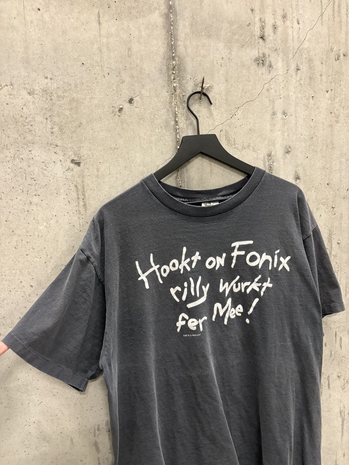 Vintage Vintage Hookt on Fonix Shirt Faded Distressed Grunge Band Size US XXL / EU 58 / 5 - 4 Thumbnail