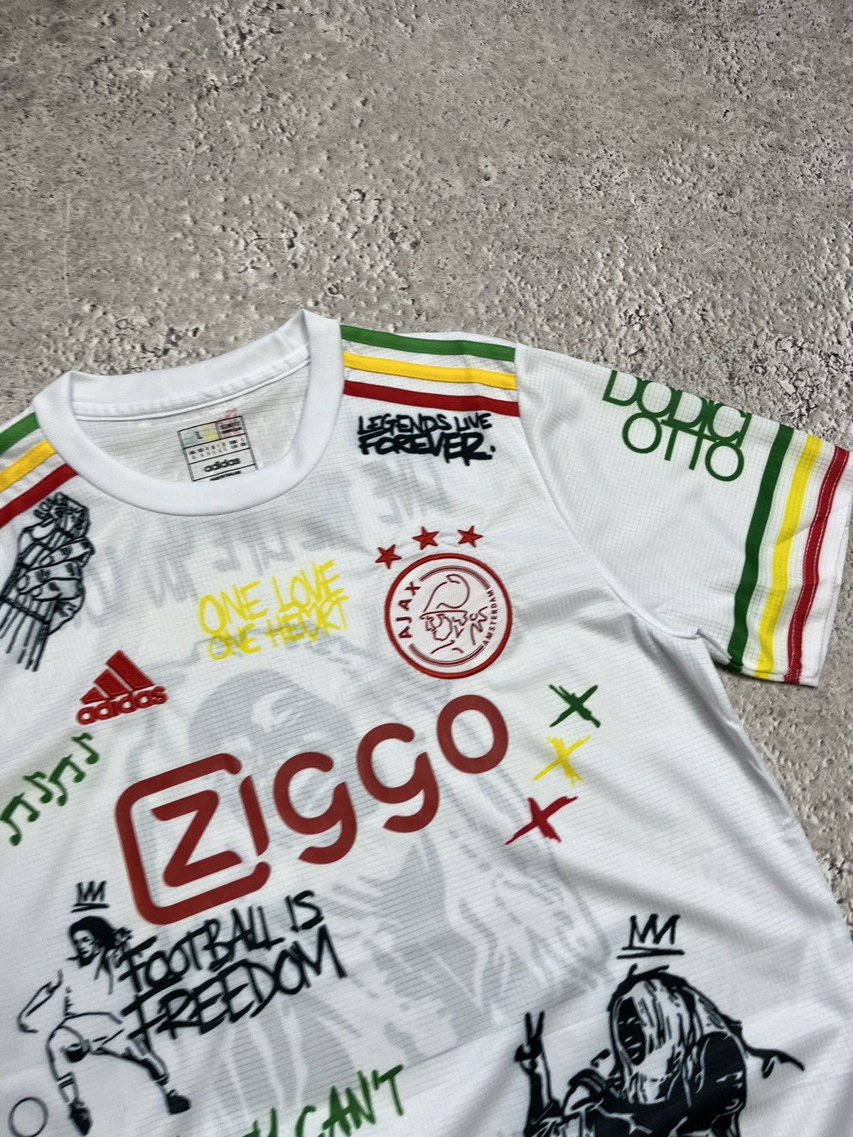 Adidas Adidas Ajax Ziggo Bob Marley Graphic Jersey L Size US L / EU 52-54 / 3 - 4 Thumbnail