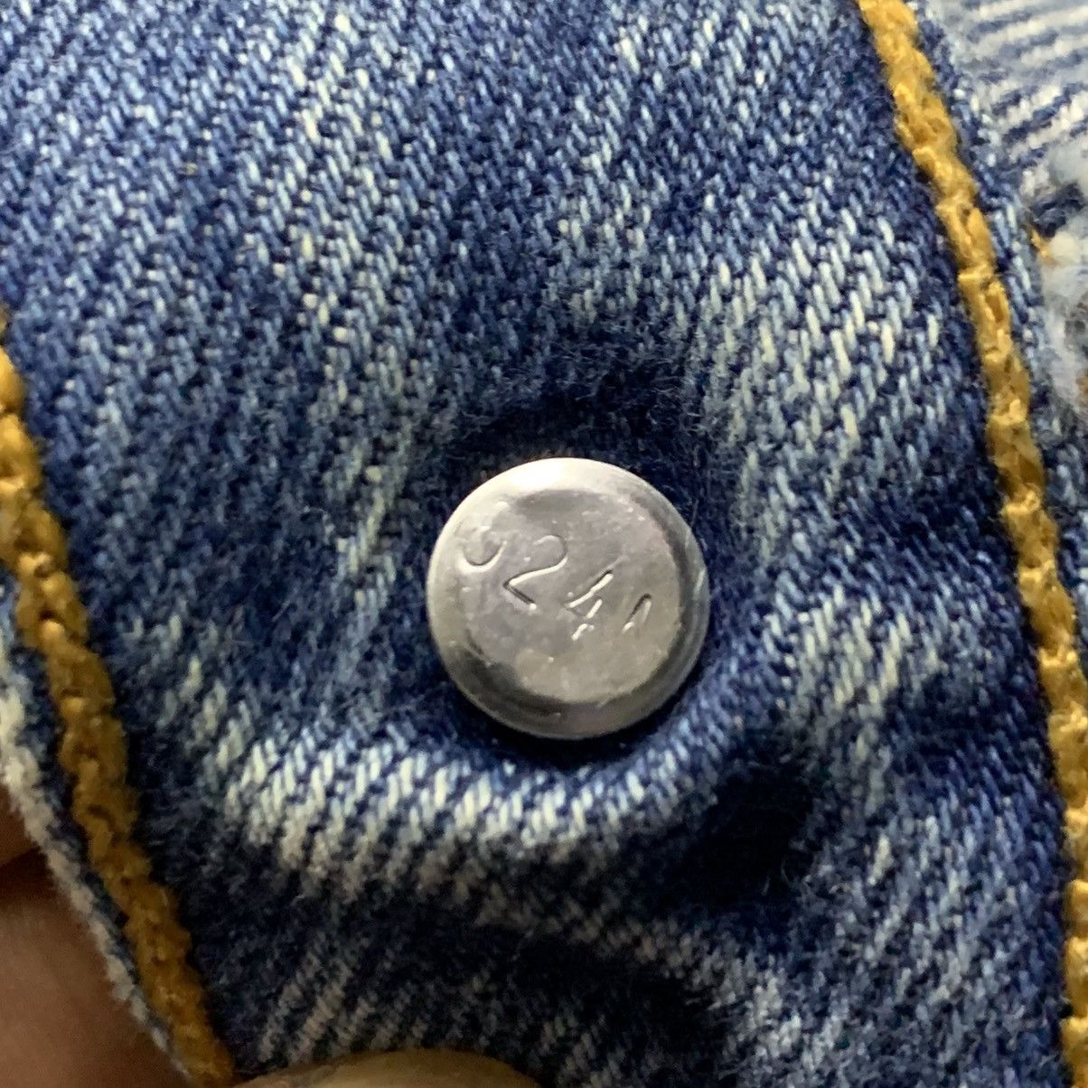 Levi's × Levi's Vintage Clothing × Vintage Vtg Levis 501xx Distressed Jean button 324 Size US 36 / EU 52 - 12 Thumbnail