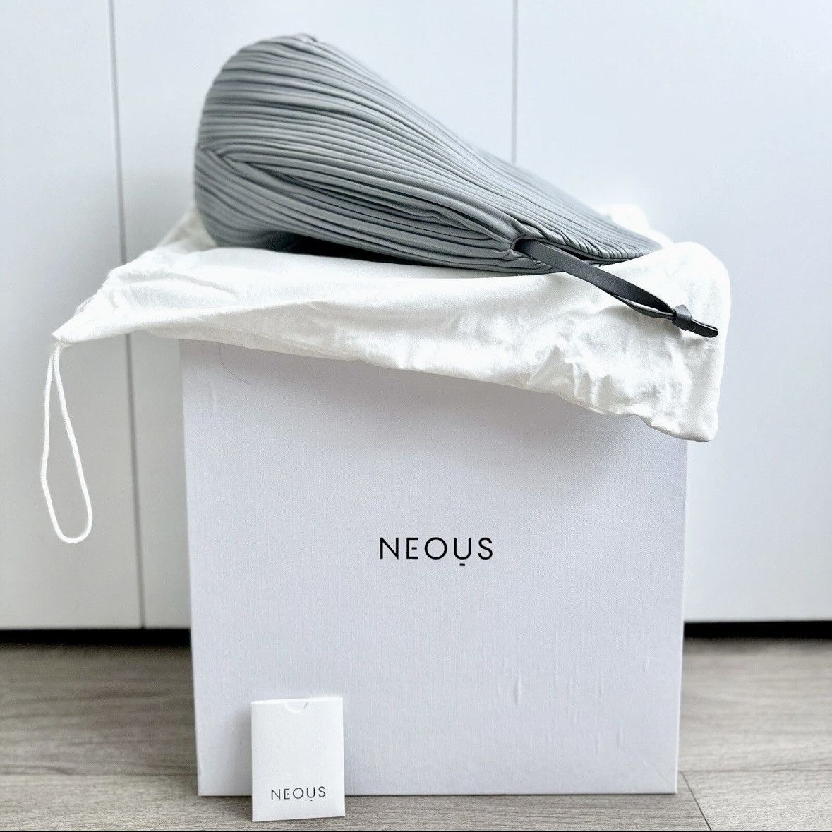 NEOUS RARE NEOUS Grey Pluto Leather Clutch Bag Size ONE SIZE - 6 Thumbnail