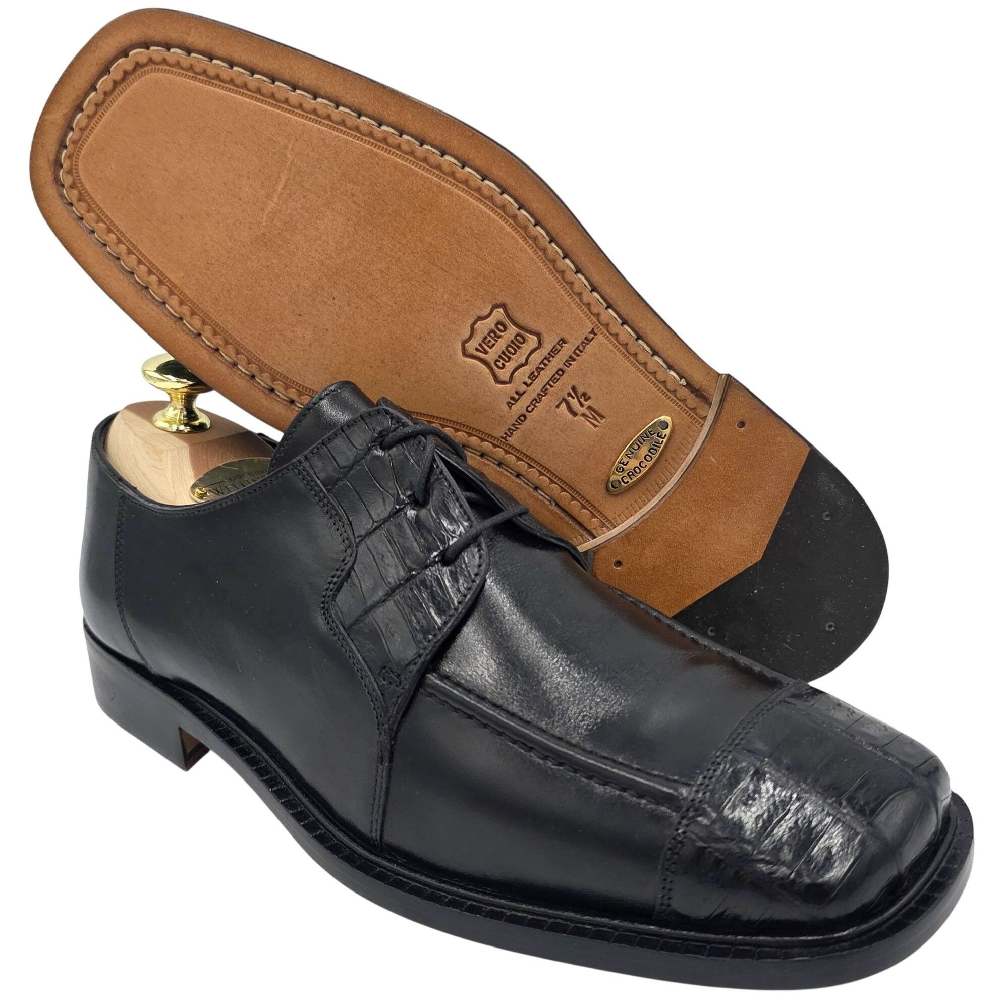 Belvedere NEW Vintage Belvedere Black Exotic Crocodile Italy Dress Sho Size US 7.5 / EU 40-41 - 1 Thumbnail