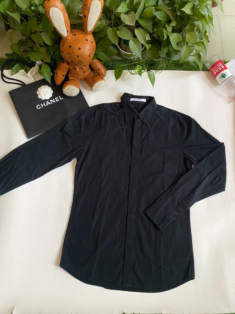 Givenchy Givenchy Shirt, five-pointed star black shirt Size US L / EU 52-54 / 3 - 3 Thumbnail