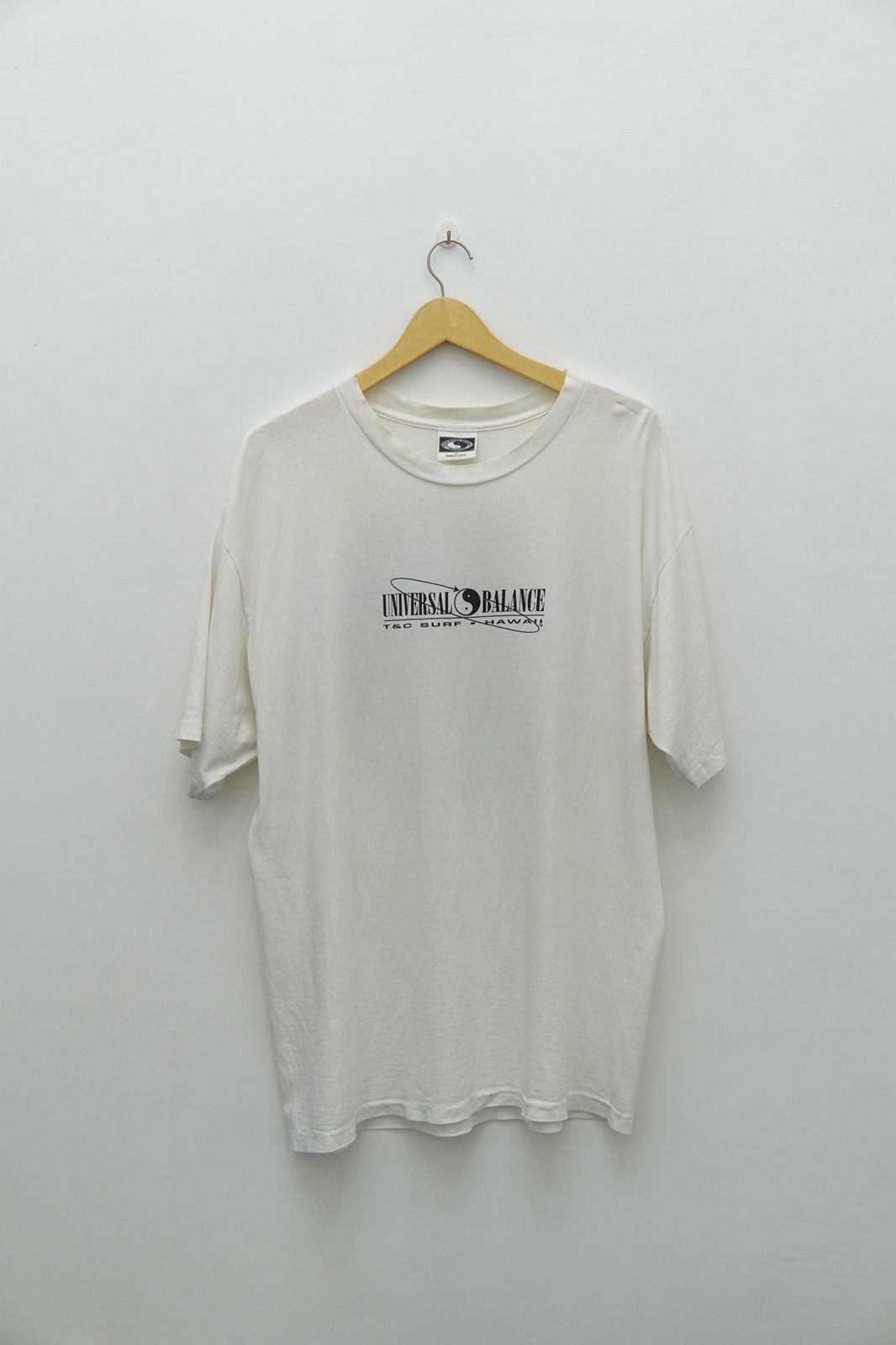 Japanese Brand VINTAGE 90s T&C SURF DESIGN OVERSIZED TEE MADE IN USA Size US XXL / EU 58 / 5 - 6 Thumbnail