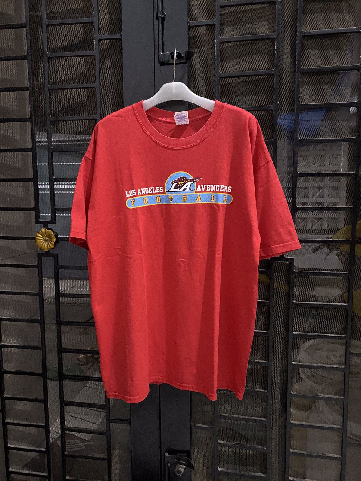 Gildan × Vintage Vintage los angeles avengers football tee Size US XL / EU 56 / 4 - 1 Thumbnail