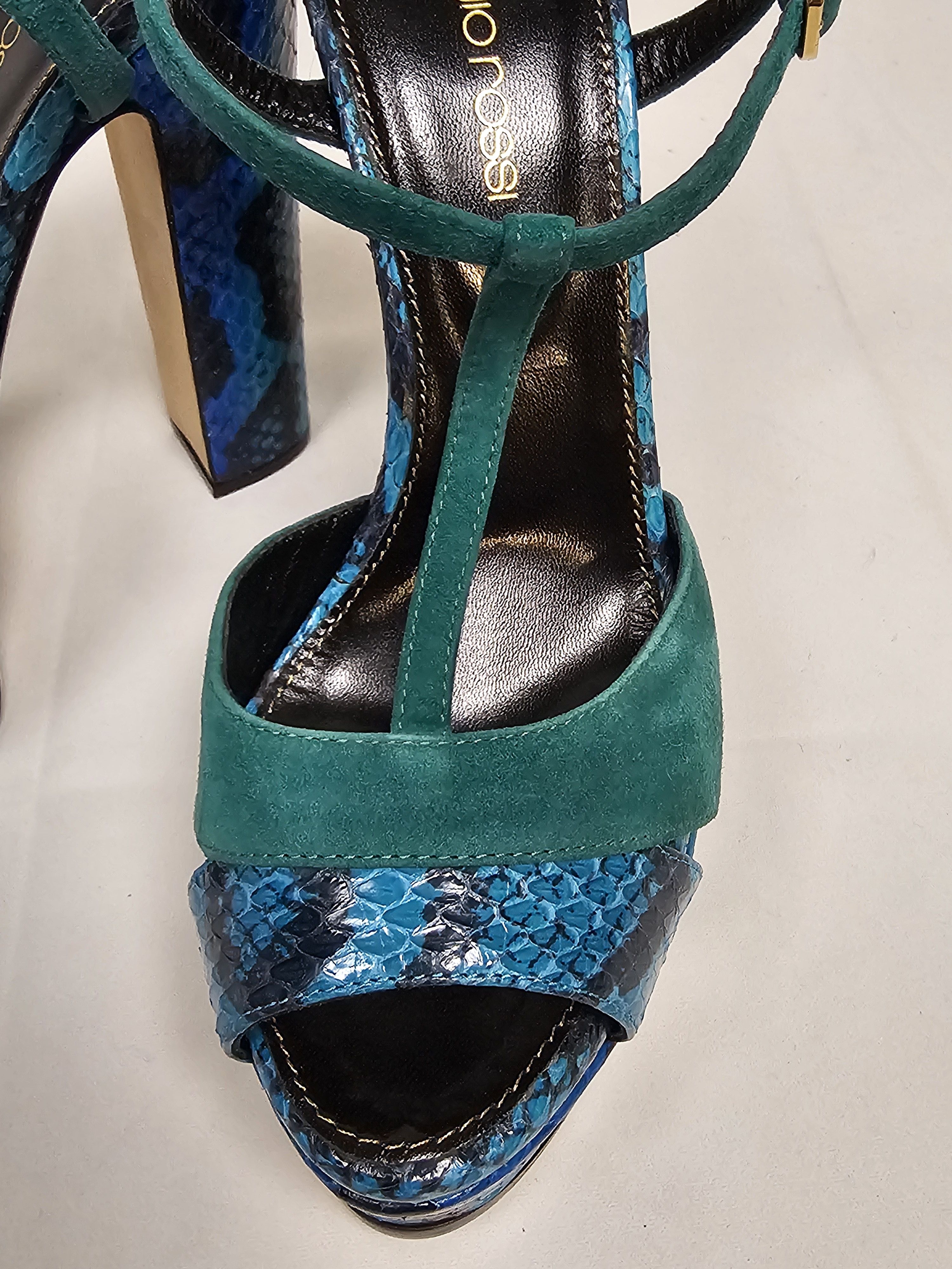 Sergio Rossi Sergio Rossi Elaphe Suede Python Leather Platforms Size 5.5 Size US 5.5 / IT 35.5 - 5 Thumbnail