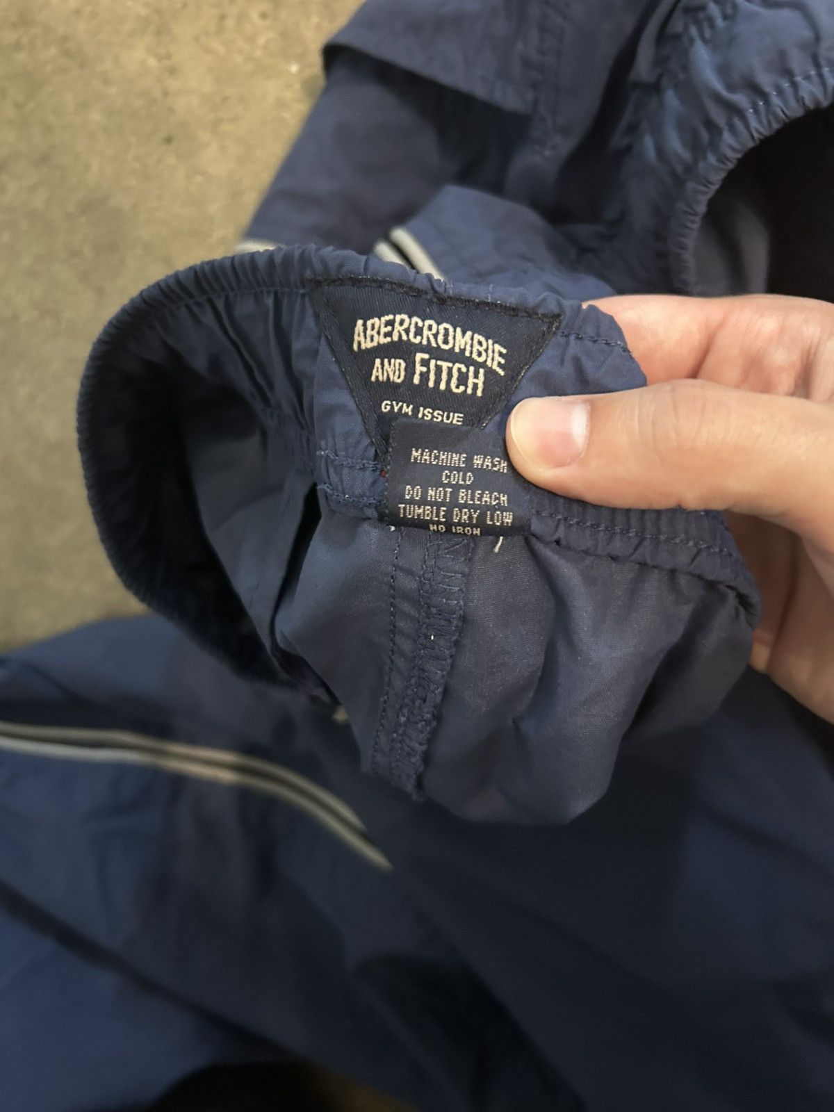 Abercrombie & Fitch Abercrombie & Fitch Blue Baggy Track pants Size US 32 / EU 48 - 3 Thumbnail