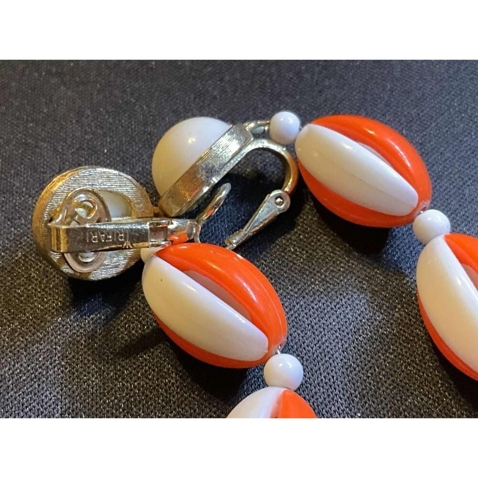 Other Rare Trifari Lucite Orange White Dangle Clip On Earrings Size ONE SIZE - 4 Thumbnail