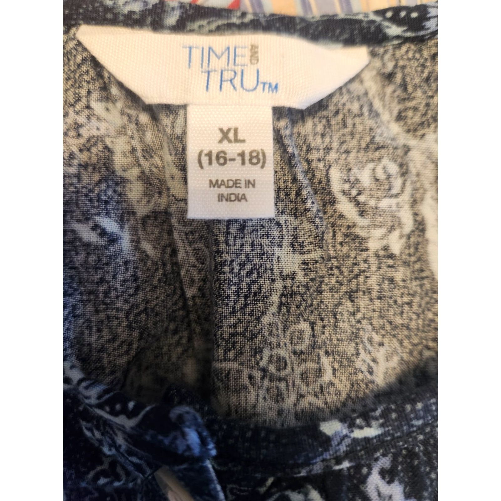 Vintage Time And Tru Blue Paisley Button Down Peasant Top XL Blouse Women Casual Long Sleeve Round Neck Boho Shirt Pink? Size XL / US 12-14 / IT 48-50 - 5 Thumbnail