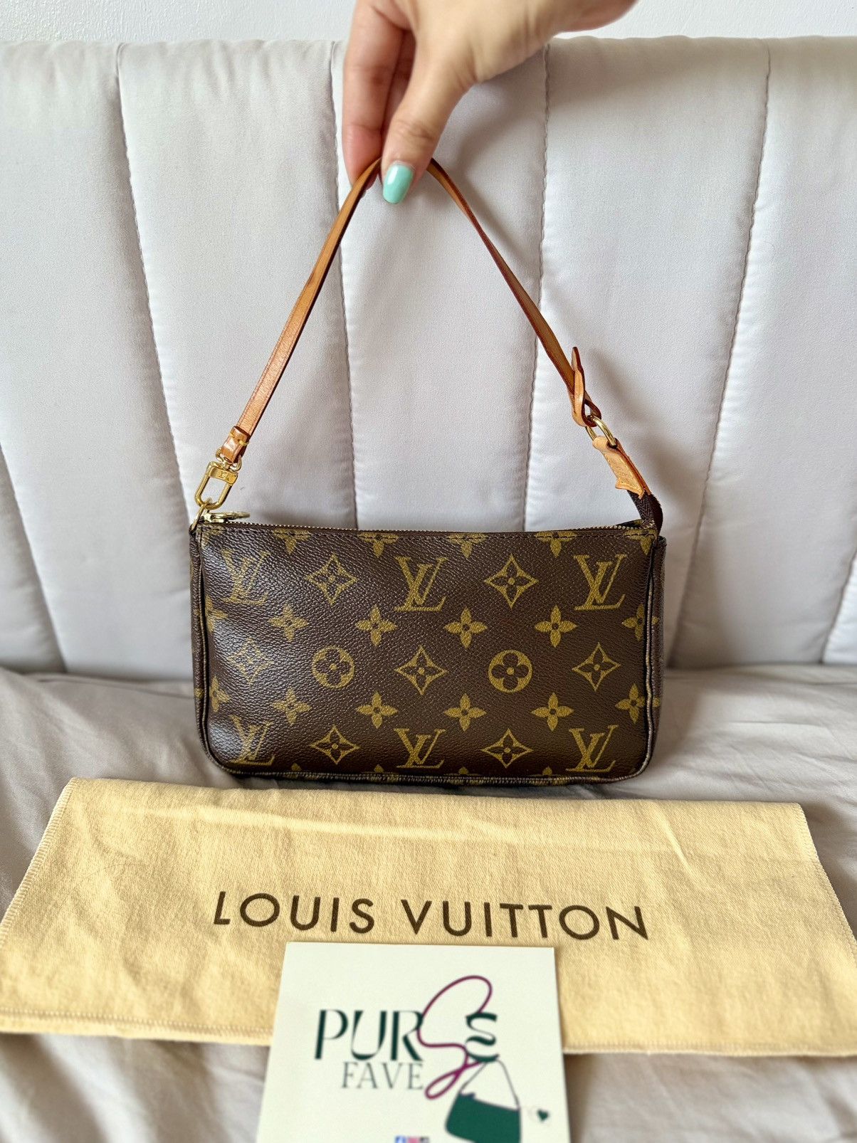Louis Vuitton Authentic LOUIS VUITTON Pochette Brown Canvas Shoulder Bag Size ONE SIZE - 14 Thumbnail